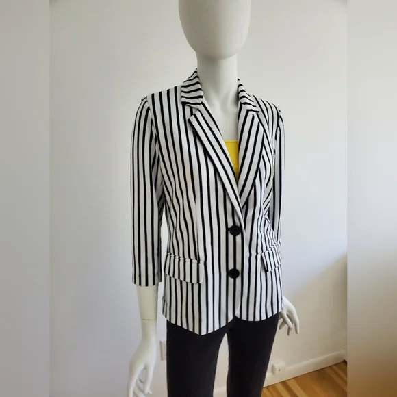 Jacket - Picture 2 of 5